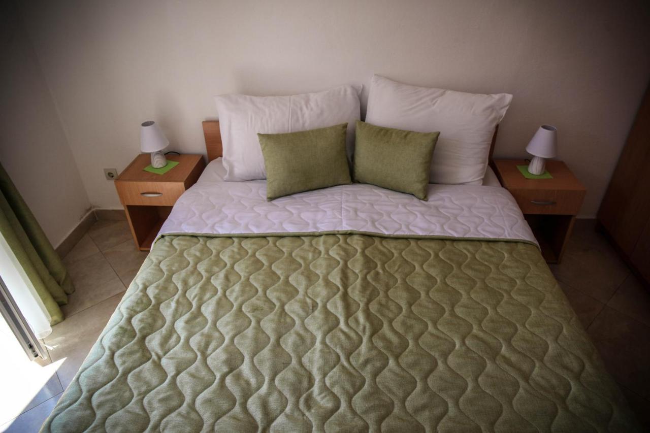 Apartments Stari Ribar บุดวา ภายนอก รูปภาพ