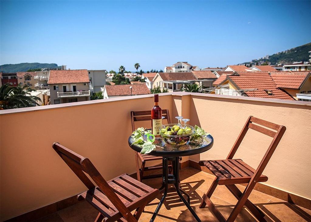 Apartments Stari Ribar บุดวา ภายนอก รูปภาพ