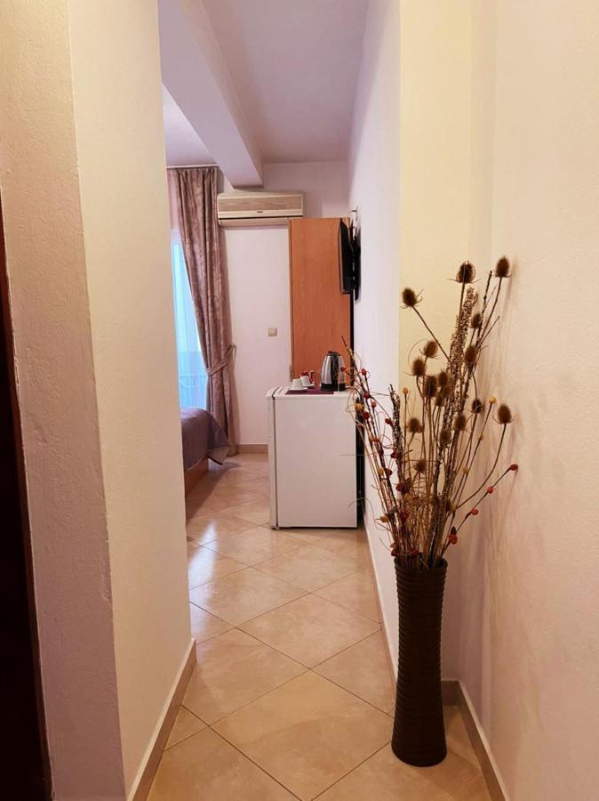 Apartments Stari Ribar บุดวา ภายนอก รูปภาพ