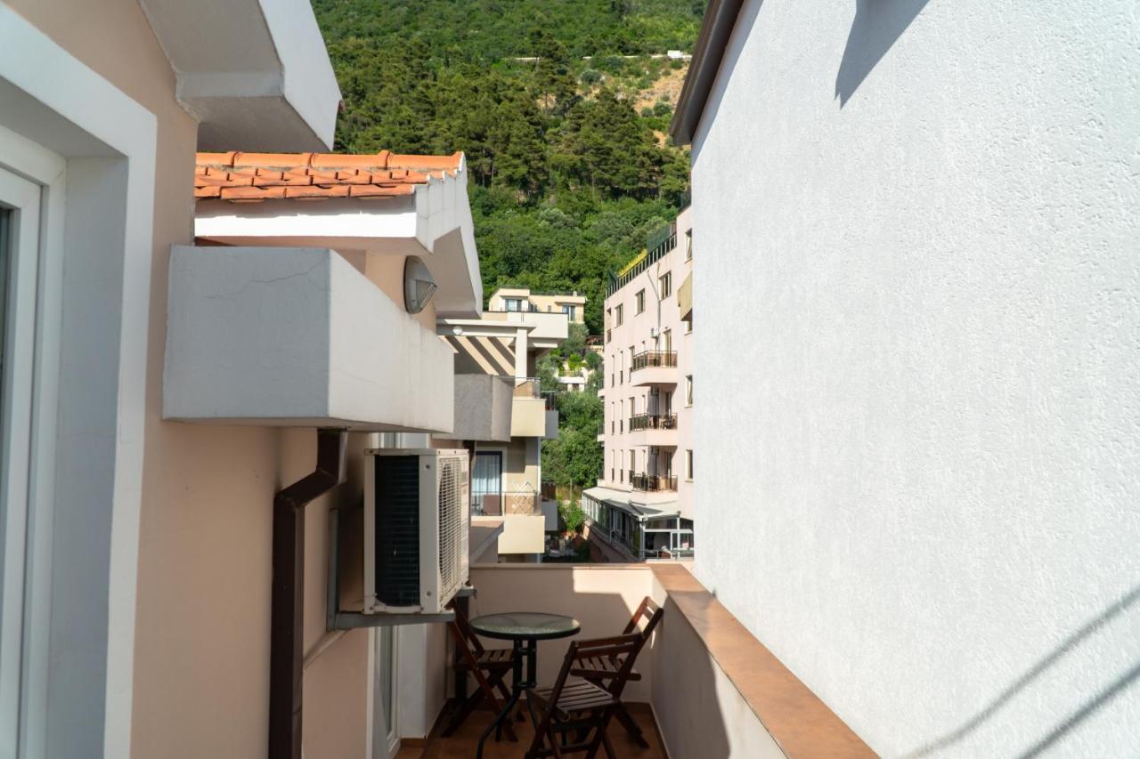 Apartments Stari Ribar บุดวา ภายนอก รูปภาพ