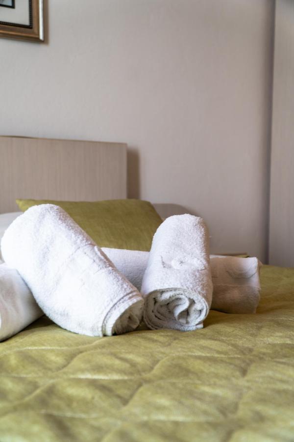 Apartments Stari Ribar บุดวา ภายนอก รูปภาพ